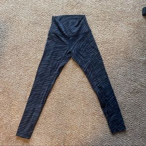 Lululemon align pant 28” black el Tigre size 4